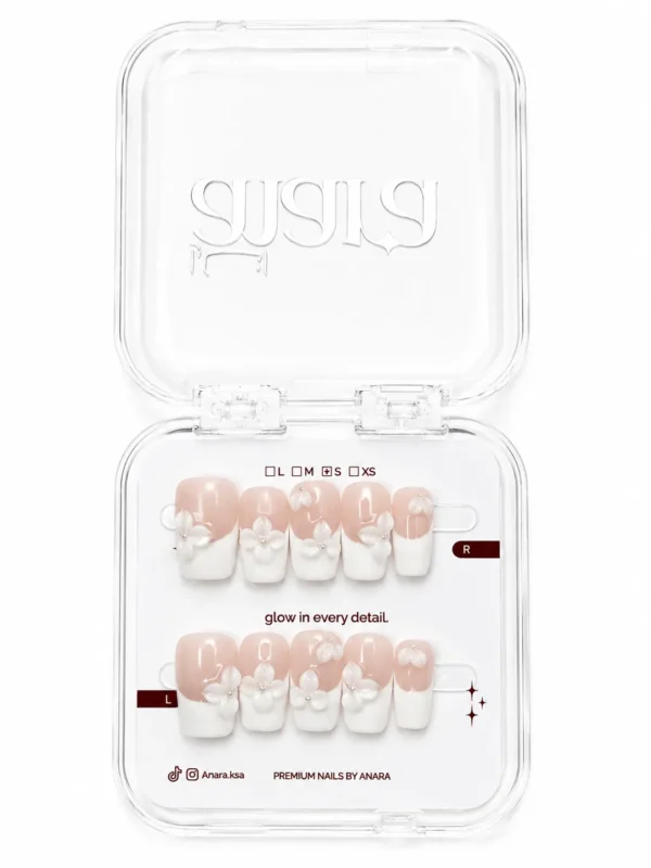 Milky Flower French press-on nails, short square: ready to wear